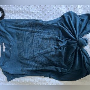 Small urban outfitters tank